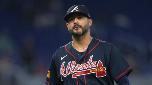 Braves’ Martin Perez gamble is coming back to bite them at the worst possible time