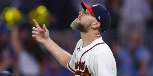 Sale K's 11 to record his first shutout since 2019, wrap up sweep of Dodgers