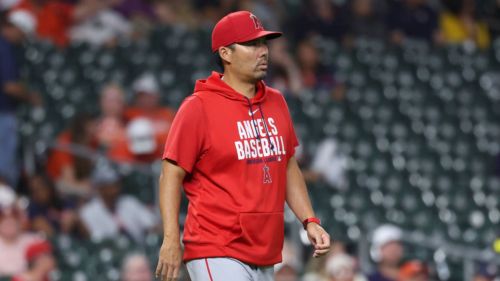Angels' search to replace Kurt Suzuki gets early boost from Red Sox and Mets decisions