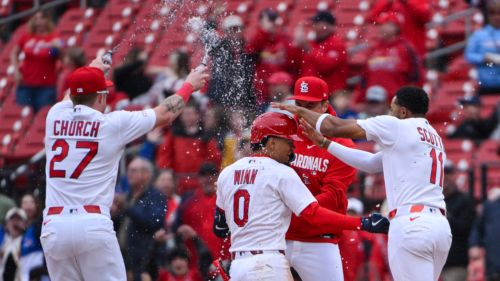National media is changing its tune around the new-look St. Louis Cardinals