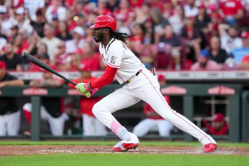 All Eyes Are on Elly De La Cruz As He Returns to the Reds