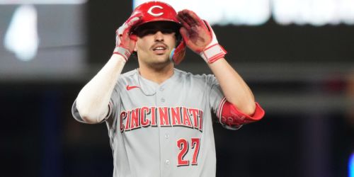 How do you make an 'unbelievable' homecoming even better? Hit a homer!