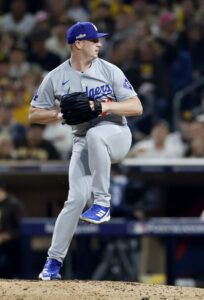 Dodgers Notes: Phillips, Díaz, Hernández