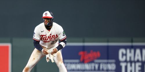 Lewis felt a 'pop' in his knee but could play immediately if needed