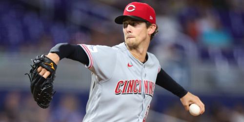 Williamson twirls gem to keep Reds' rotation rolling after weekend sweep