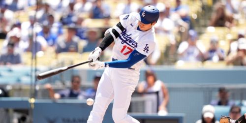 Missed opportunities, wild double play too much for Dodgers to overcome