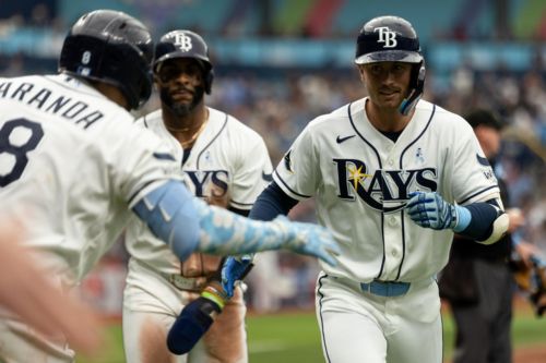 Game Thread: Limping to a day off