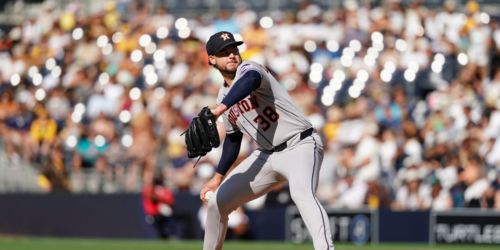 Astros' lead atop the AL West grows razor thin after close-fought loss