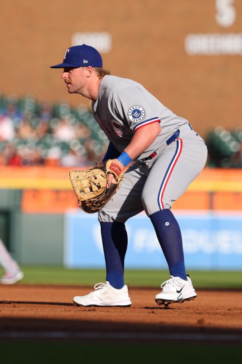Rangers release Blaine Crim