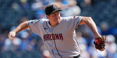 D-backs throw 9 scoreless innings before offense erupts in 10th