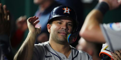 Altuve's homer saves the day in Astros' comeback victory