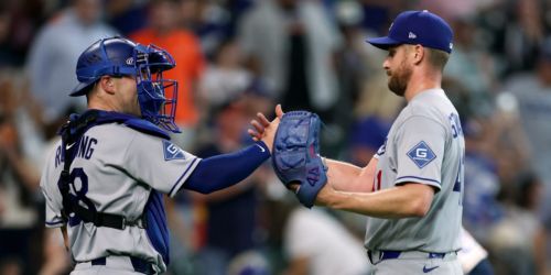 Stewart (foot) continues rehab in Single-A as Dodgers await 'pen reinforcements