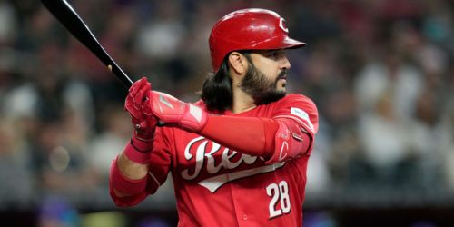 Suárez, Friedl back with Reds after clearing waivers