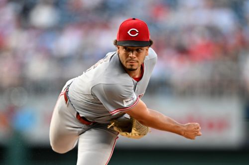 Cincinnati Reds vs. San Francisco Giants – Chase Burns vs. Carson Whisenhunt