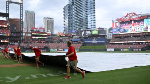 Cardinals vs. Marlins rain delay: Details, updates on when game will start