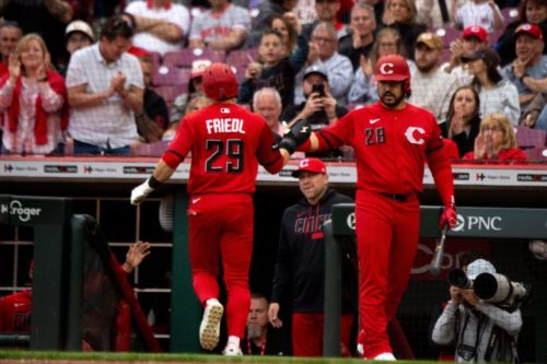 Reds Place Eugenio Suárez, TJ Friedl On Waivers