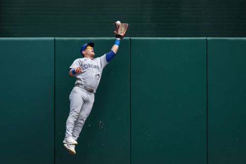 Jays Beat Nationals