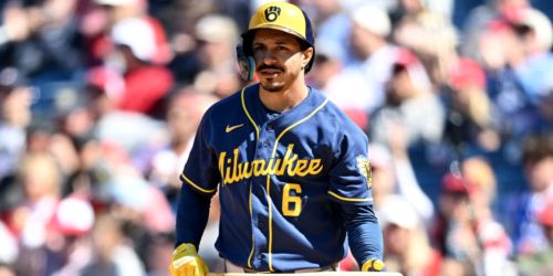 Brewers' bats come up short in series finale with Nats