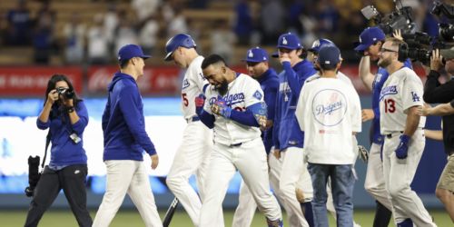 Teoscar, getting hot at just the right time, walks off Cardinals
