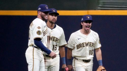 Brewers make surprising roster decision in outfield group one week before Opening Day