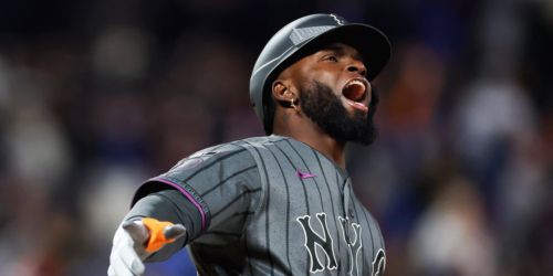 Robert’s first Mets HR? A 3-run walk-off stunner in extras