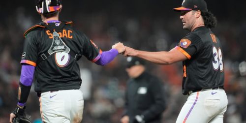 Ray spins scoreless gem as Giants solve Sánchez