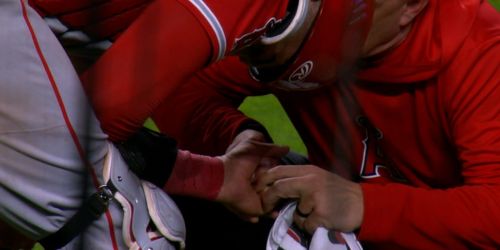 O'Hoppe exits Saturday's game with left wrist irritation