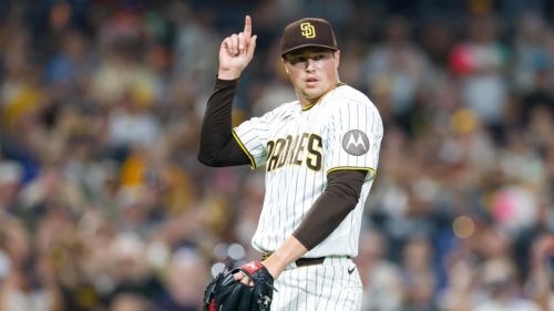 Padres' Mason Miller has gone full Trevor Hoffman mode with latest walkout song craze