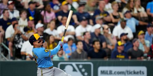 'The ball flies': Brewers take wild 29-run, 11-HR slugfest over A's in Vegas