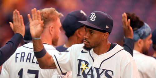 Rays watch Yankees lose ... then pad AL East lead with 5th straight win