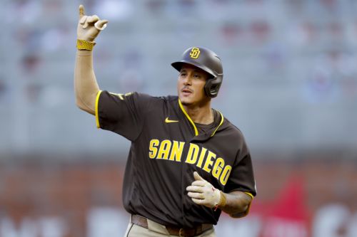 Padres power-up not enough, fall to Atlanta in Game 1