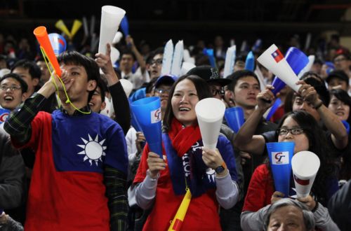 BCB After Dark: What banned  instrument should be permitted at the World Baseball Classic?