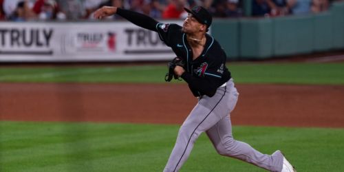 Martinez returns to D-backs after 2nd Tommy John surgery, 435 days after last game
