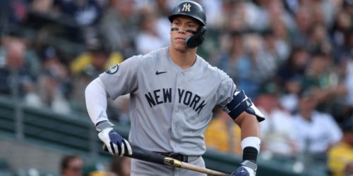 Judge battling bone bruise (rib cage), considered day to day