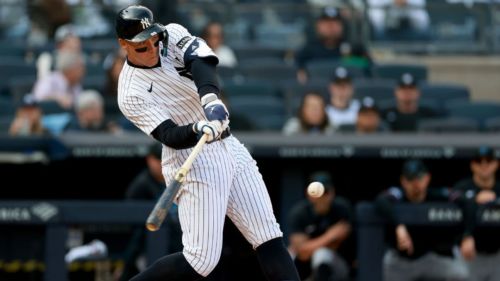 Judge's text, HR set tone in Yankees' home opener