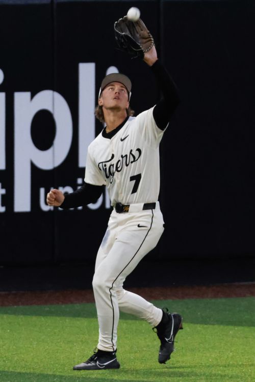 Peer goes 3-for-4, but Tigers drop finale 8-4 to Sooners