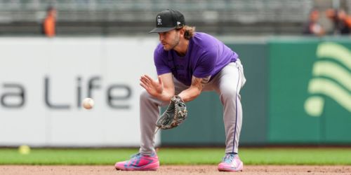 Norby collects first Rockies hit, makes nifty play in strong all-around showing