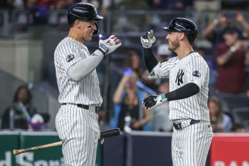 The Mets attempted a comeback, but fell to the Yankees