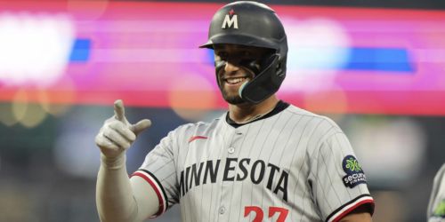 Lewis turns to outside hitting coach recommended by Bobby Witt Jr.