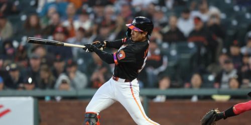 Lee stays hot and Eldridge homers, but rest of Giants' lineup quiet in loss