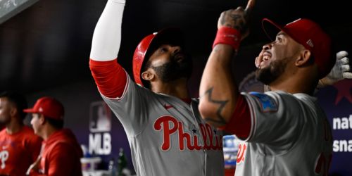 Hill's a hero! Down to last strike, Phils rally for 2nd straight comeback win