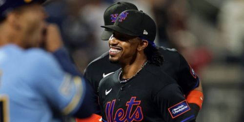 Lindor's best shows out on field, at plate in walk-off win