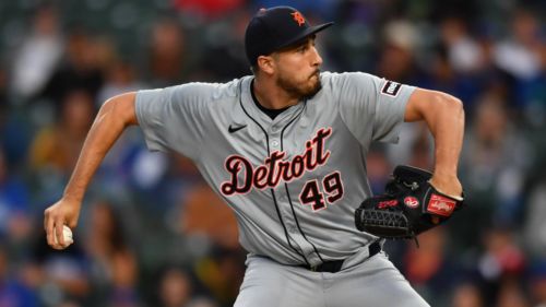 Angels quietly sign forgotten Tigers draft pick to help struggling bullpen