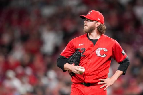 Reds shake up bullpen with return of Pierce Johnson