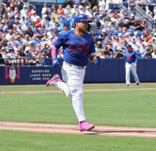 Peterson, Offense Look in Season Form in 6-1 Win Over Cards