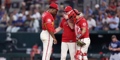 Rocker has first rough night behind openers as innings total reaches new territory