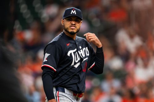 Twins 8, Astros 3: Taj and go