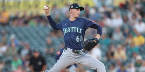 A's deal more damage to Mariners' playoff hopes with walk-off in 10th