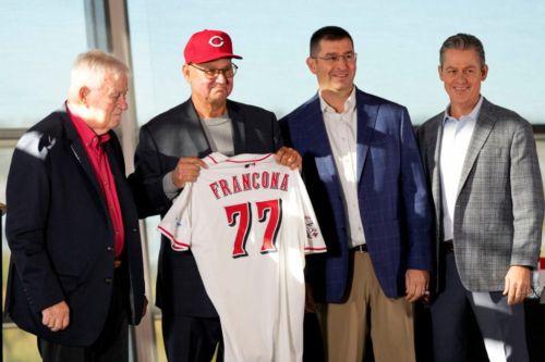 Reds Not Expected To Make Leadership Changes