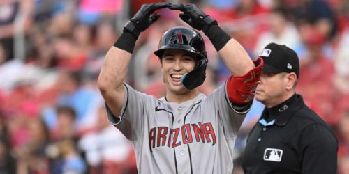 Troy brings energy back to D-backs amid postseason chase